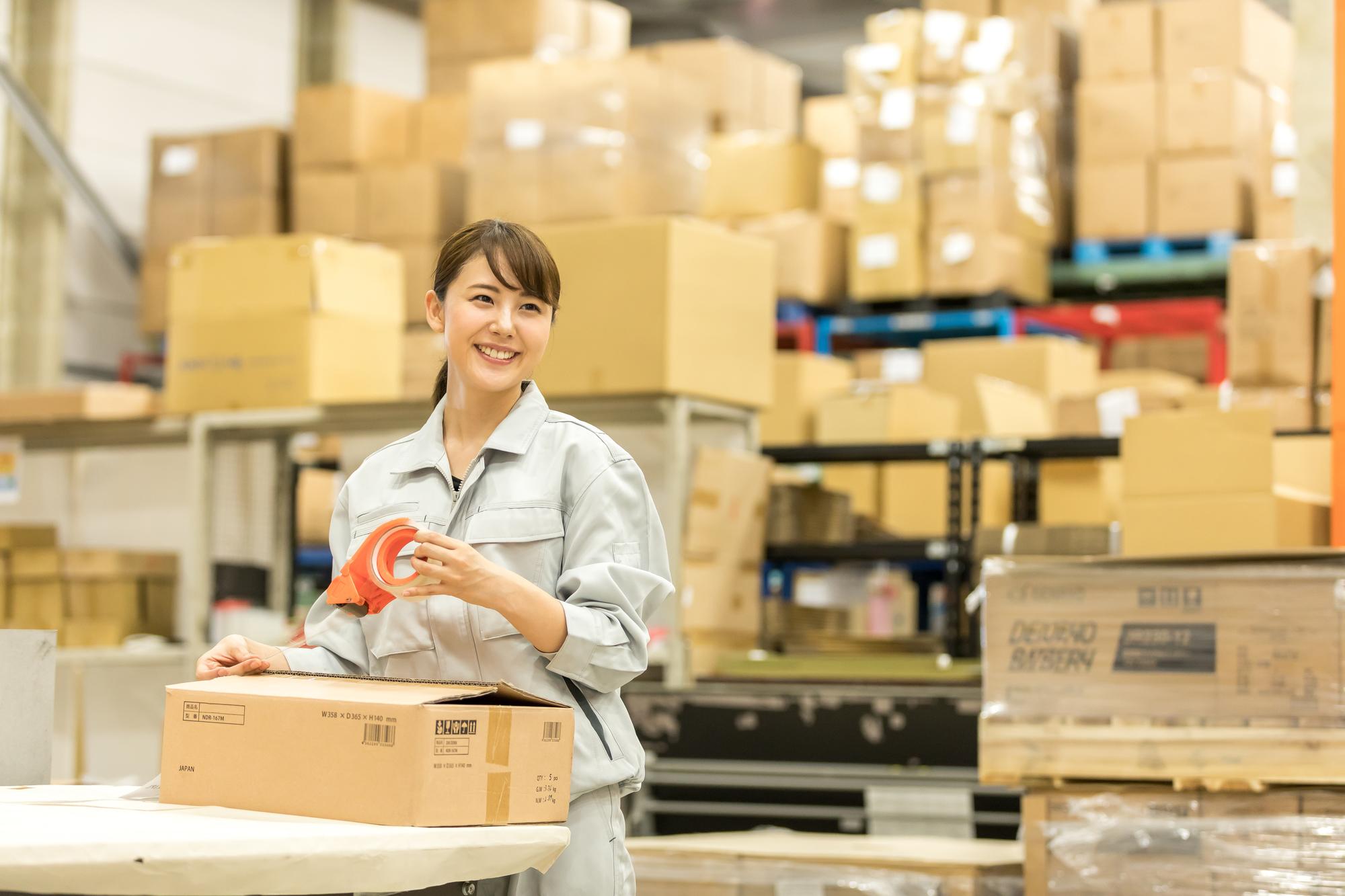 【12月末まで期間限定特別時給】土日祝休み☆車・バイク通勤OK◎ピッキング・検品！！sa-33370